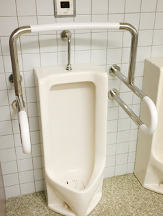 トイレ用手す設置工事